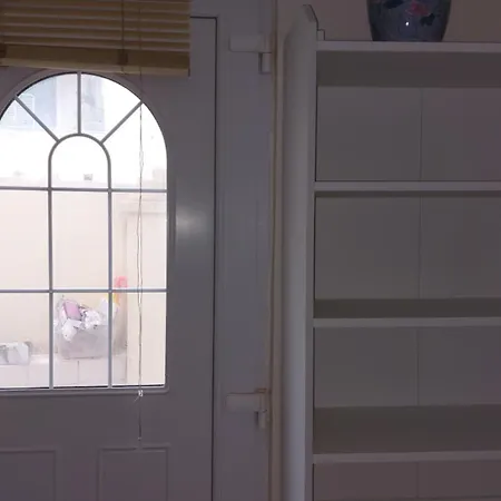 Cocon Confort Avec Parking Gratuit 아파트 님